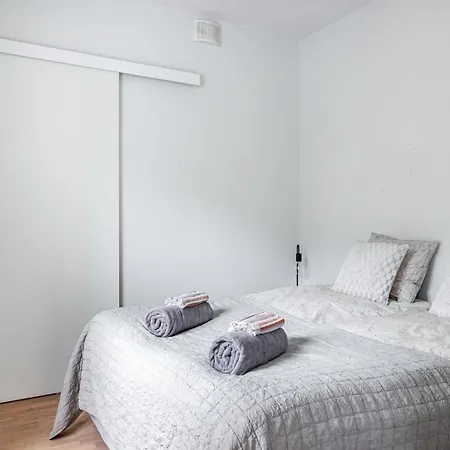 1br With Sauna, Balcony & Free Parking * Lahti