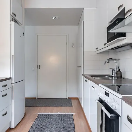 Lejlighed 1br With Sauna, Balcony & Free Parking