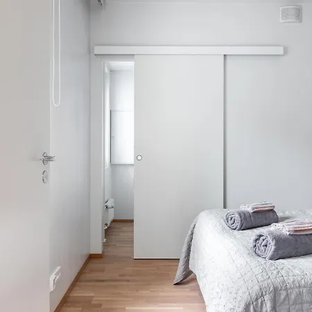 With Sauna, Balcony & Free Parking * Lahti